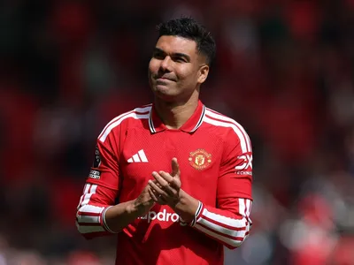 Matheus Cunha marca, e United vence Forest em despedida de Casemiro