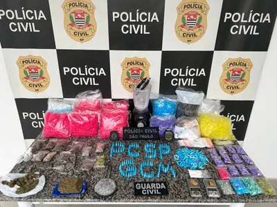 Polícia prende dois homens e detém um adolescente por tráfico em Votorantim