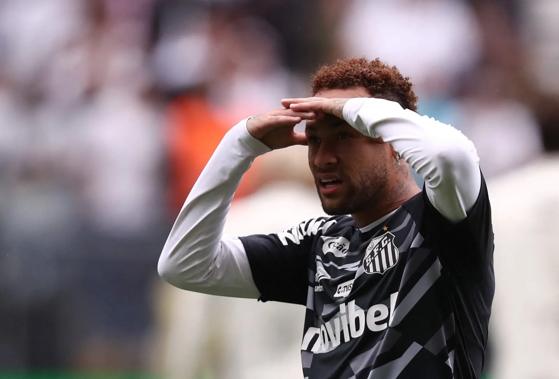 Neymar completa um mês sem jogar, mas tem previsão para retorno