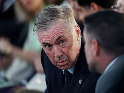 Elia Jr. detona 'incompetente' Ancelotti e vê Abel Ferreira 'muito melhor'
