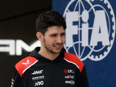 F1: Esteban Ocon pode deixar a Haas antes do fim da temporada 2026