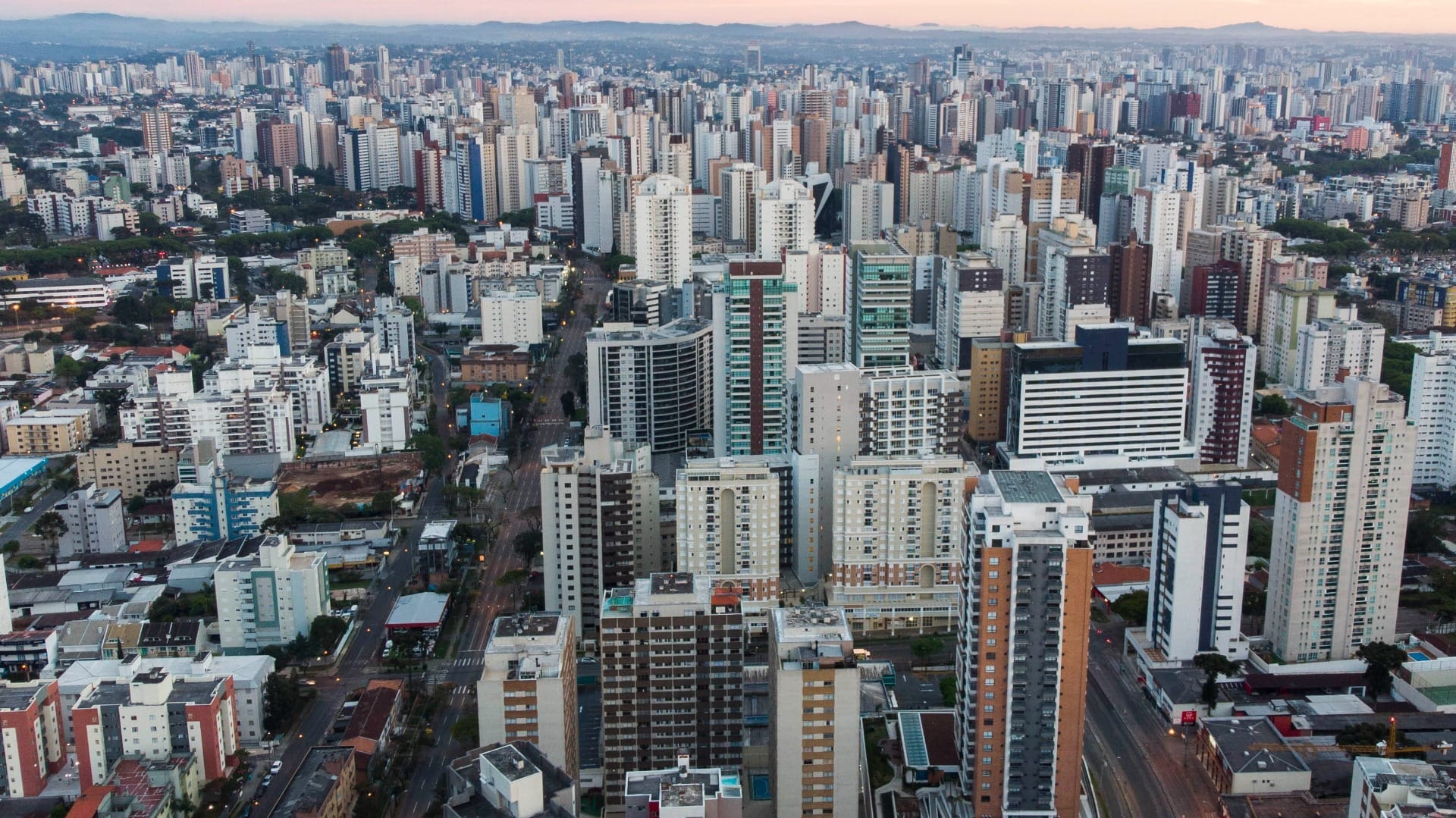 Curitiba lidera ranking de qualidade de vida entre capitais