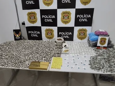 Polícia apreende cerca de 3 mil porções de drogas e prende dupla em Jacareí