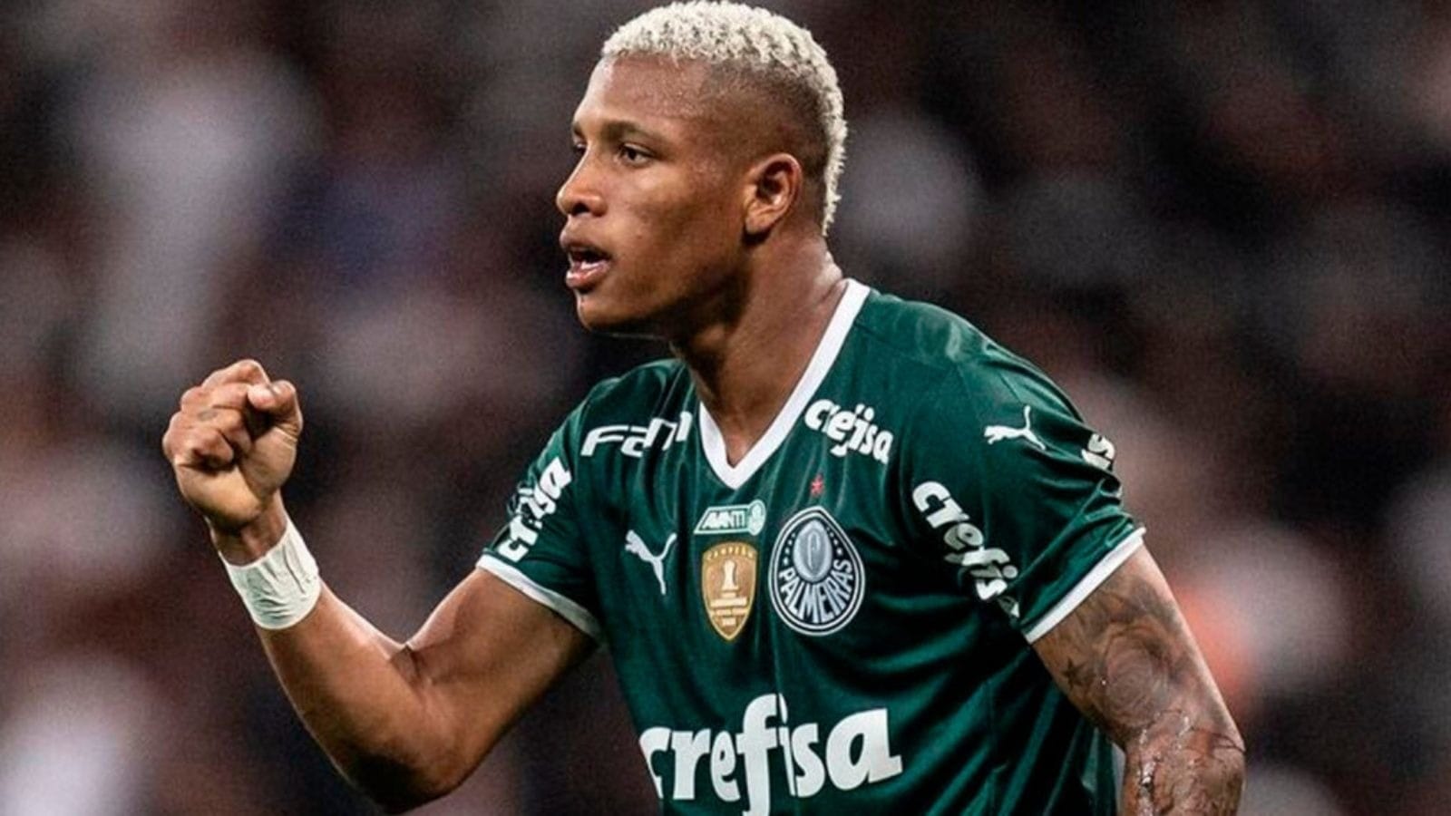 Danilo no Palmeiras? Leila Pereira fala sobre o interesse no meia
