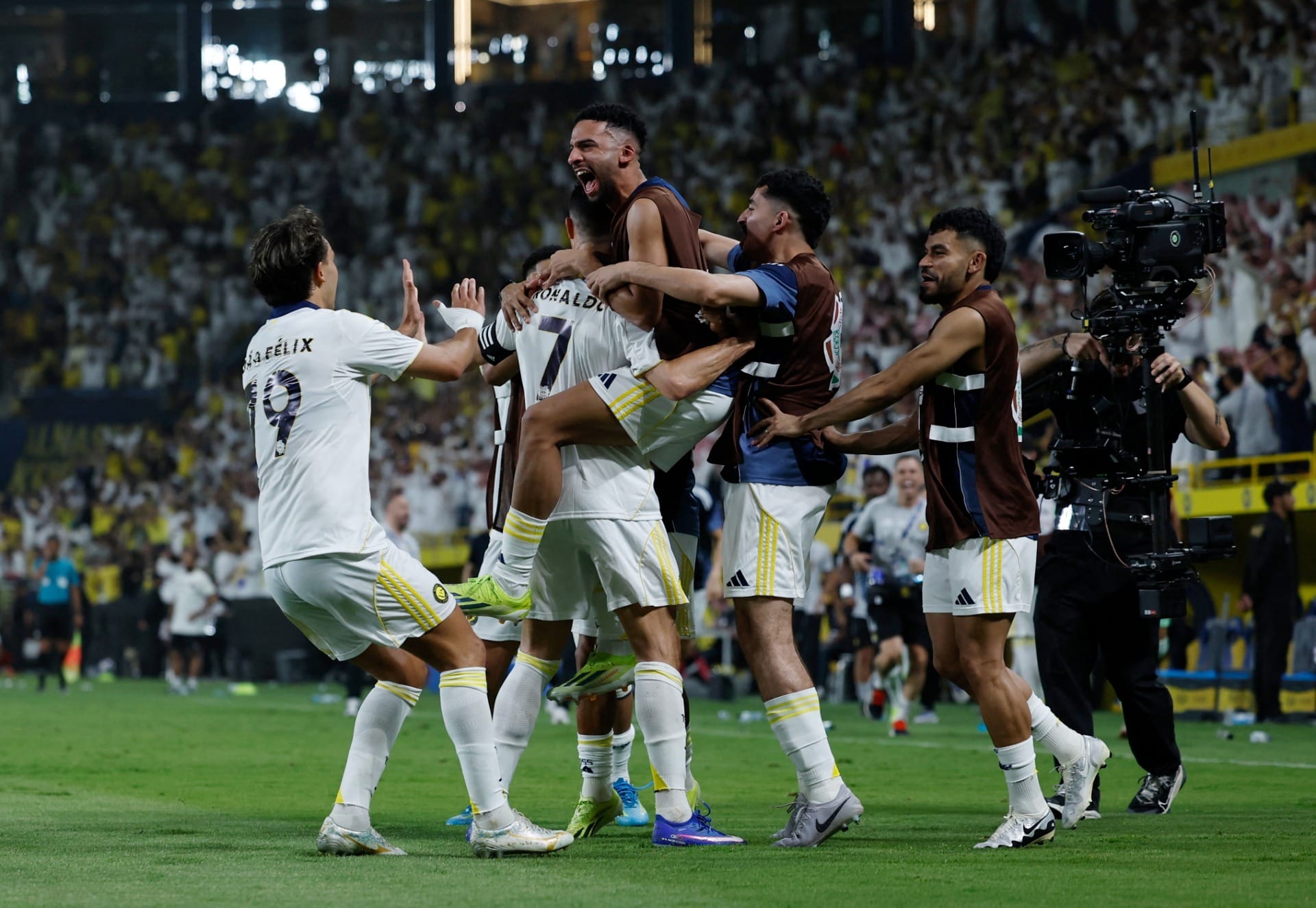 Cristiano Ronaldo faz gol 973 na carreira contra o Damac; assista