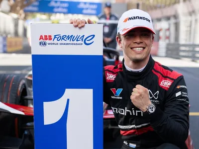 Nyck de Vries despista sobre futuro, mas garante estar feliz na Mahindra