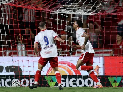 Primeiro jogo da 10ª rodada coloca novo time na liderança da Série B