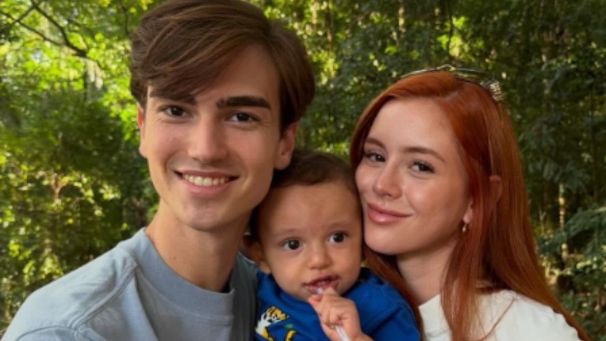 Tio do beb&ecirc;, beb&ecirc; e m&atilde;e do beb&ecirc;