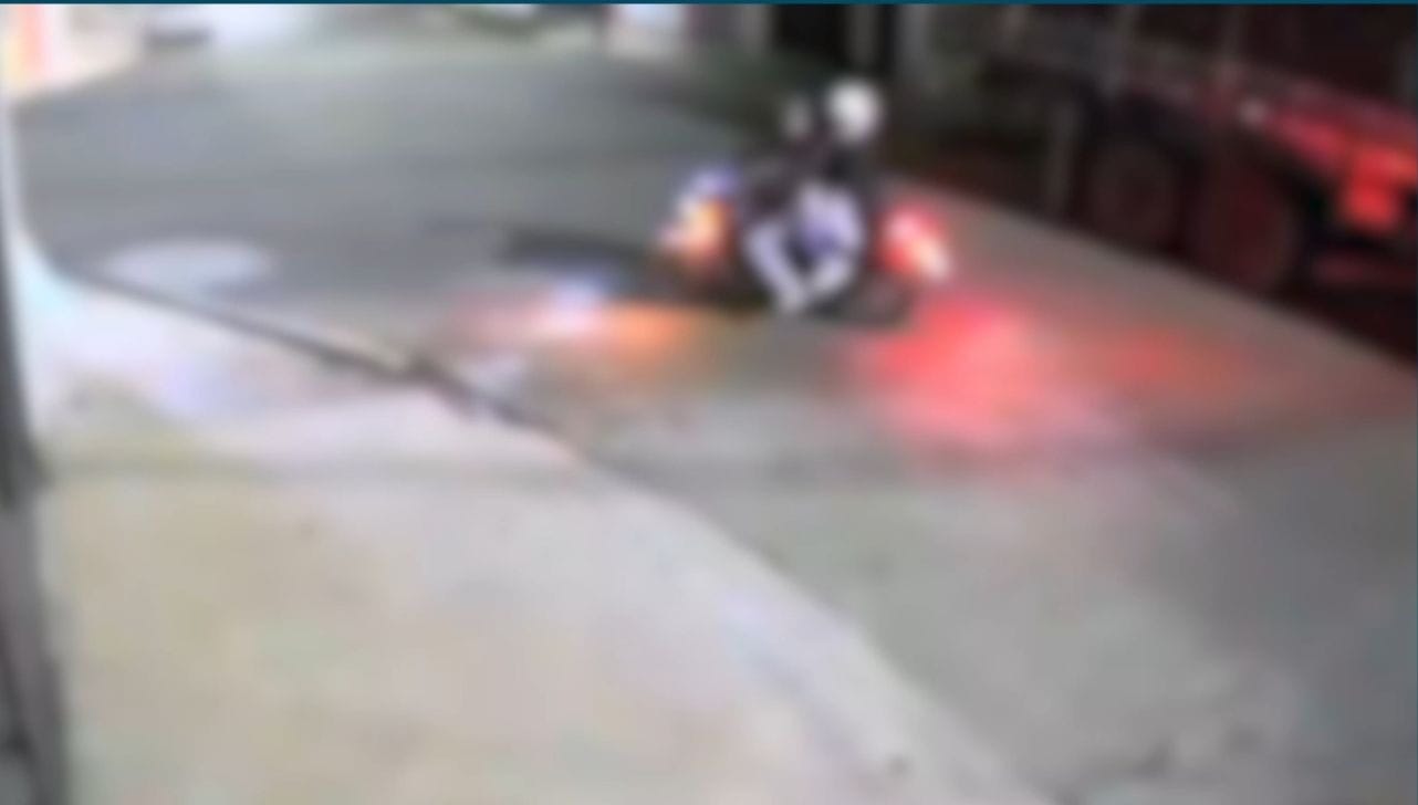 Vídeo: Quadrilha armada assalta motociclista em Tatuí