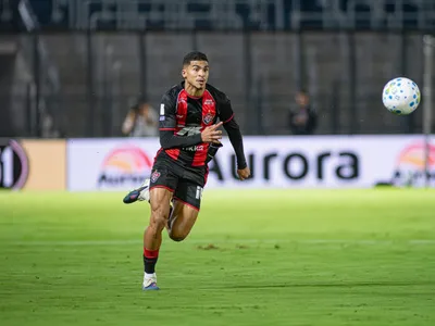 Vitória vence o Inter no Barradão e quebra sequência invicta do rival