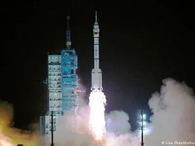 Chinês ficará 1 ano no espaço em missão preparatória para viagem à Lua