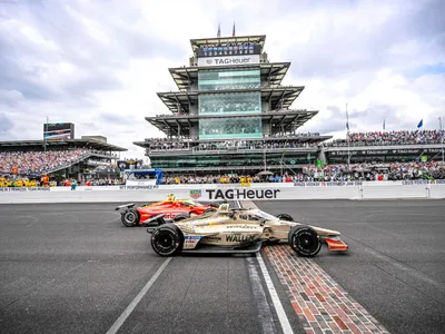 Rosenqvist vence 500 Milhas de 2026 com a chegada mais apertada da história