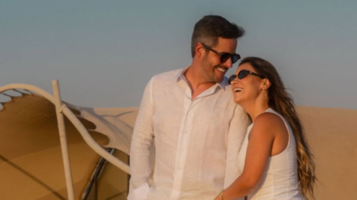 Marido de Simone Mendes se declara para cantora em aniversário: 