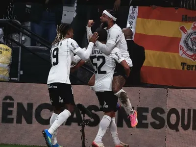 'Parça' decide em volta de Memphis, e Corinthians vence Atlético; veja gol