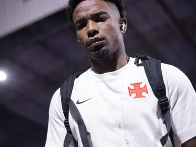 Thiago Mendes desabafa após derrota do Vasco: "Resultado vergonhoso"