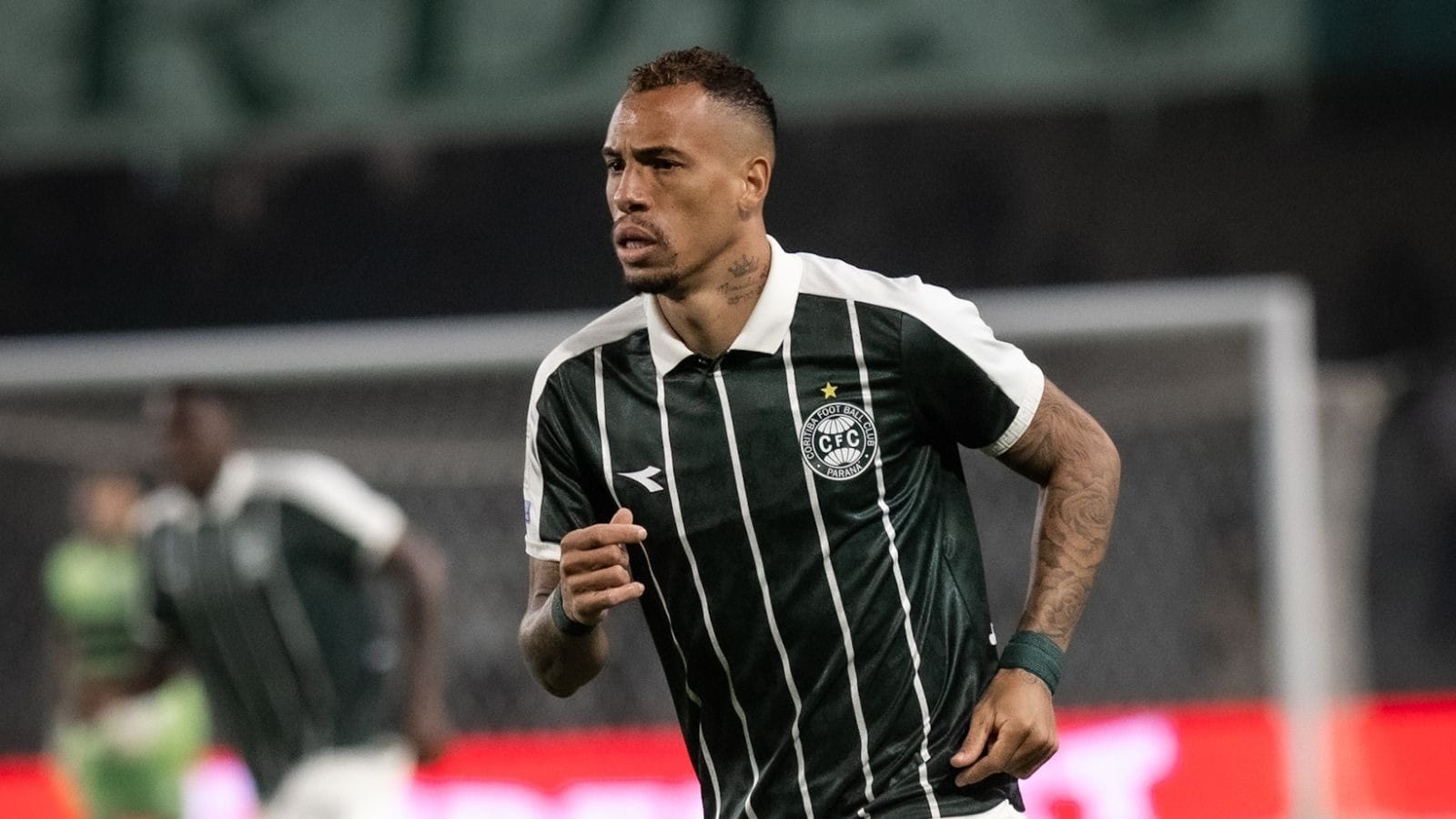 Breno Lopes minimiza derrota para Flamengo: "Não apaga a campanha"