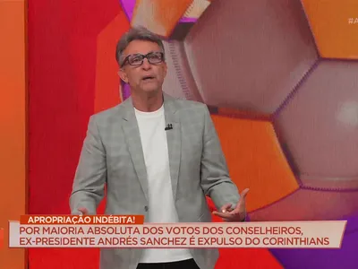 Neto diz que expulsão de Andrés é um "marco histórico" para o Corinthians