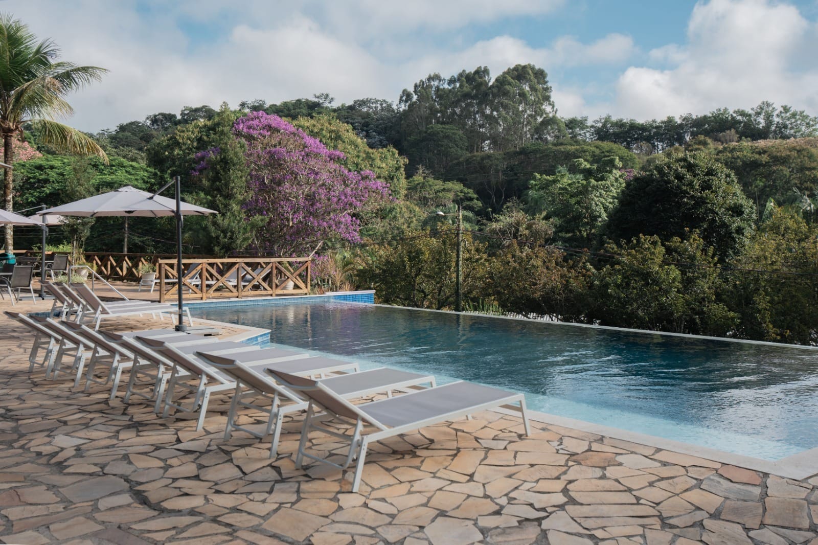Luxo é respirar: turismo de bem-estar ganha espaço em meio à natureza