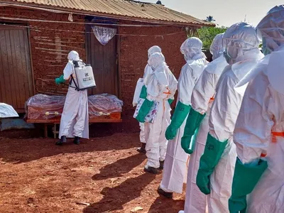 Como os cortes de Trump podem ter agravado o surto de ebola