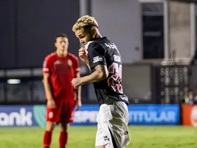 Vasco bate Barracas Central e se classifica para playoffs da Sul-Americana
