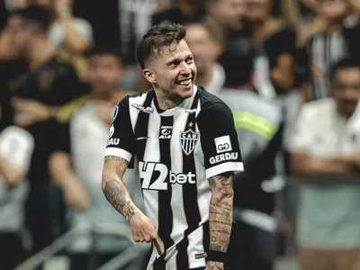 Atlético-MG vence e avança como líder do grupo na Sul-Americana; veja o gol