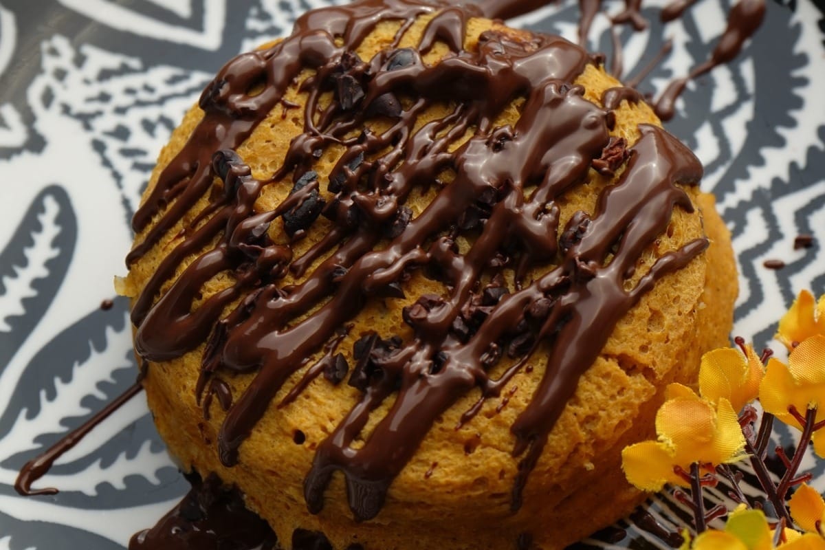 Bolo de cenoura de micro-ondas | Band Receitas