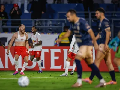 RB Bragantino supera Carabobo no fim e vai para playoffs da Sul-Americana