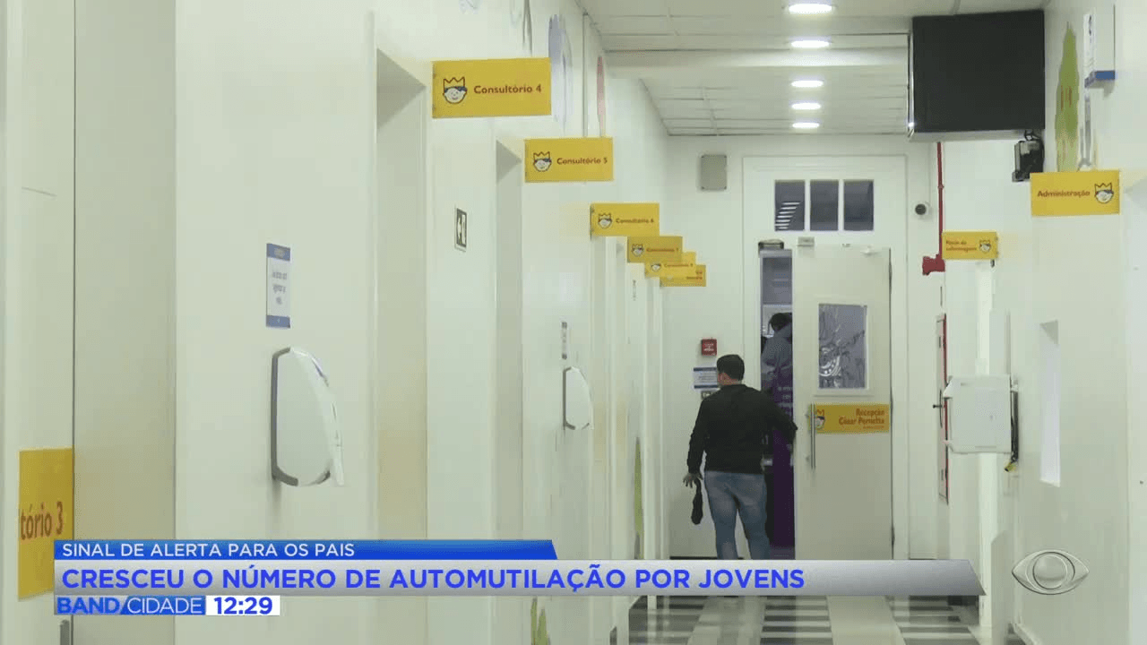 Automutilação entre jovens dispara e acende alerta no Paraná