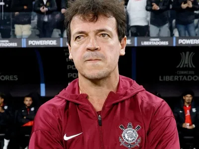 Diniz defende Yuri Alberto após vaias da torcida do Corinthians