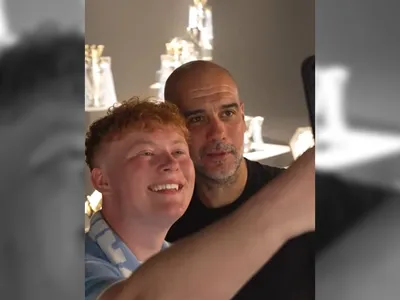 Guardiola reencontra torcedor que viralizou 10 anos atrás