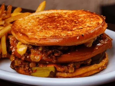 6 paradas obrigatórias para comer um delicioso hambúrguer em SP