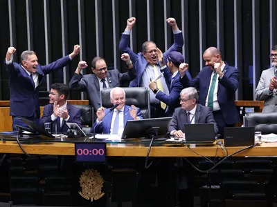 Câmara aprova PEC que amplia isenção tributária para templos religiosos