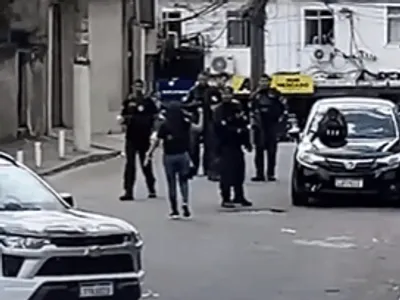 Polícia investiga morte de homem encontrado em Gramacho, em Duque de Caxias