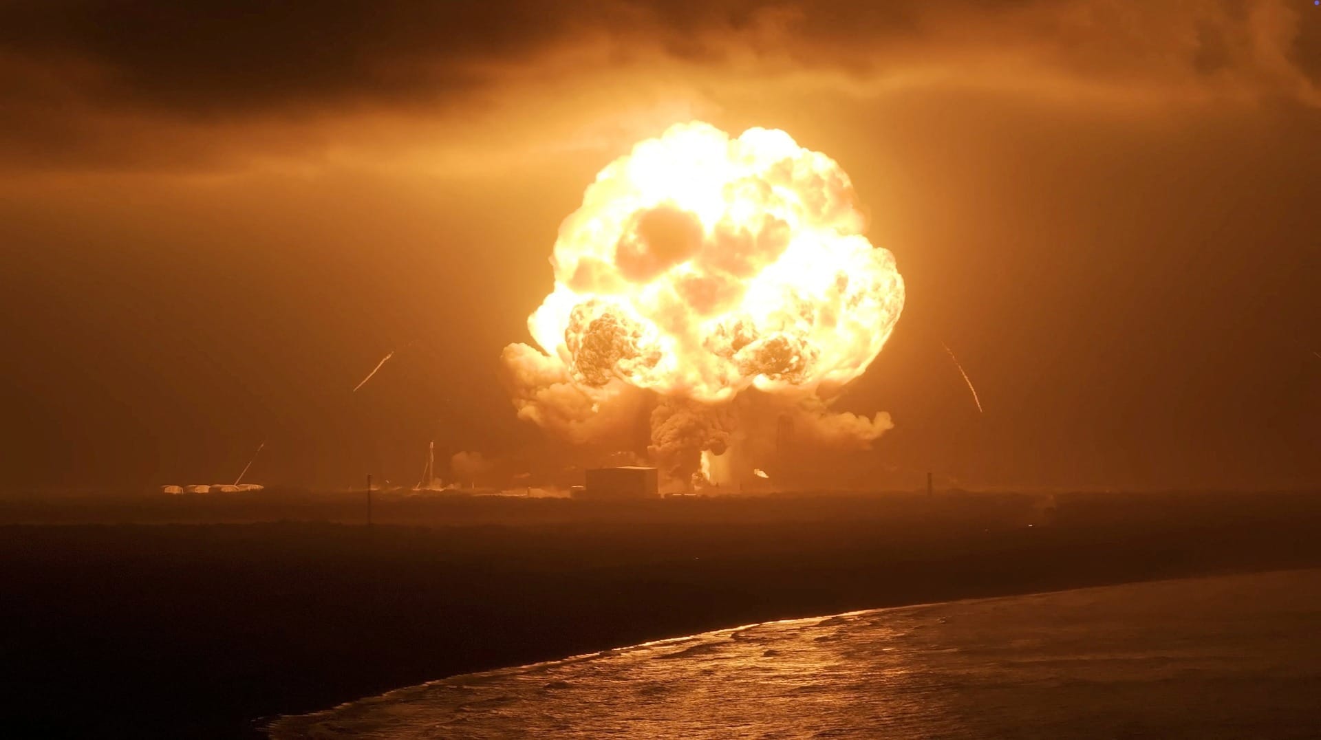 Veja momento que foguete da Blue Origin explode em plataforma nos EUA