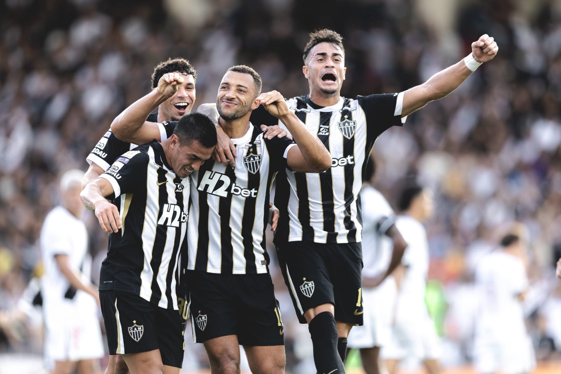 Atlético-MG bate Vasco, se distancia do rebaixamento e empurra rival ao Z-4