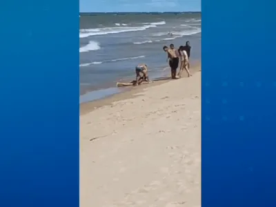 Menino atacado por tubarão na Praia de Piedade (PE) tem perna amputada