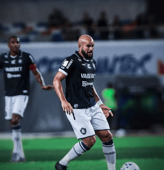 São Paulo joga mal e perde para o Remo com gol nos acréscimos