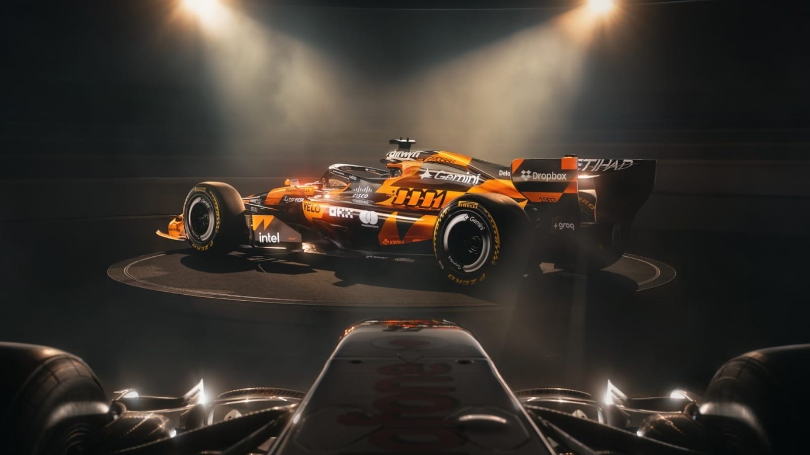 McLaren comemora 1000 corridas na F1 com visual especial no GP de Mônaco