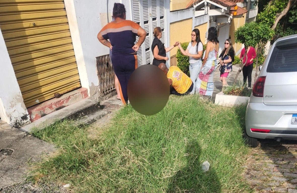 Mulher fica ferida após ataque de pitbull no Pechincha