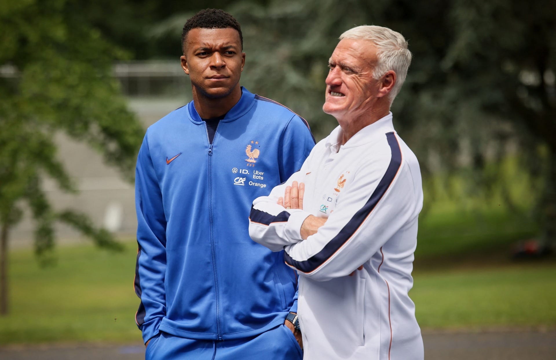 Deschamps minimiza favoritismo da França na Copa: "Apenas um vence"