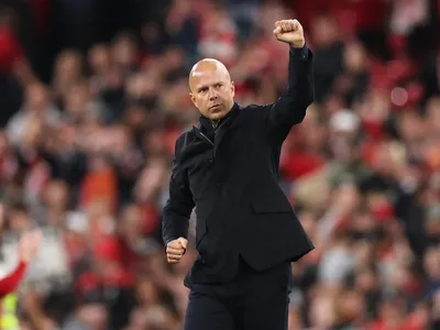 Liverpool abre conversas com técnico destaque da Premier League; veja mais