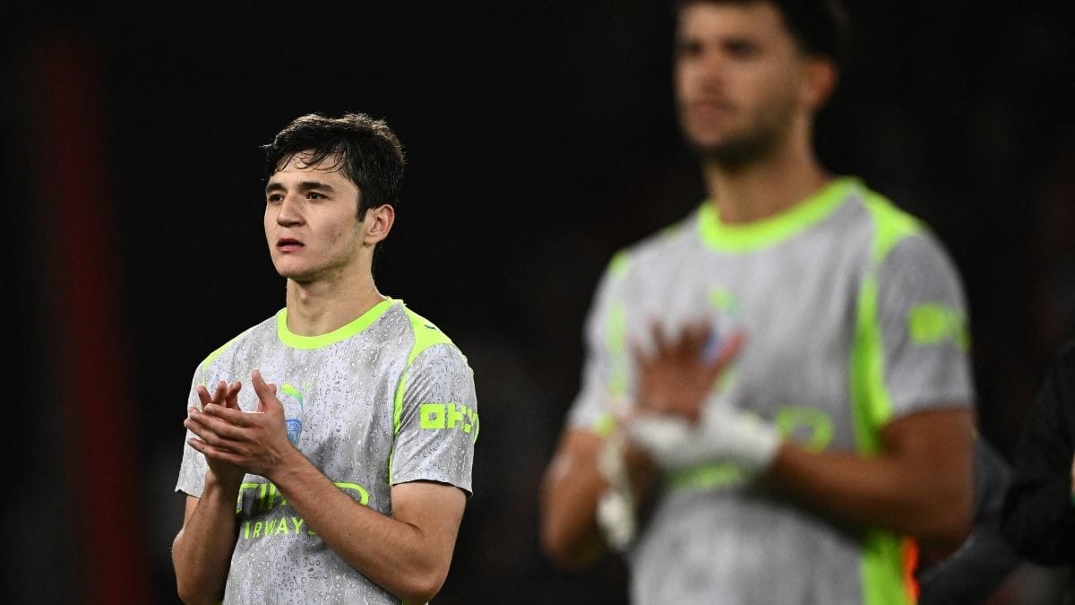 Com zagueiro do City, astro italiano convoca Uzbequistão para Copa; veja