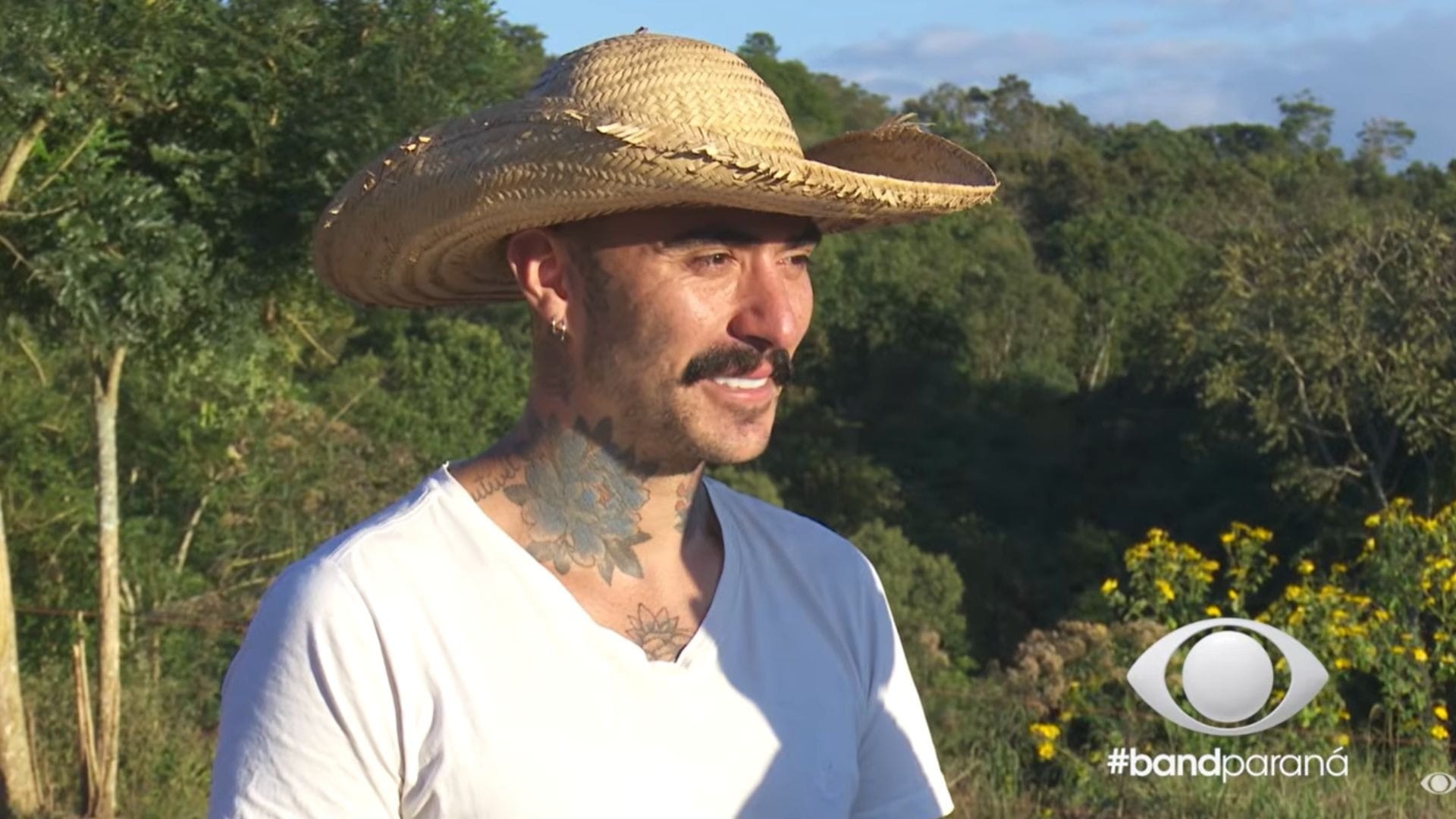 Veja a entrevista com influenciador que filmou OVNI no Paraná
