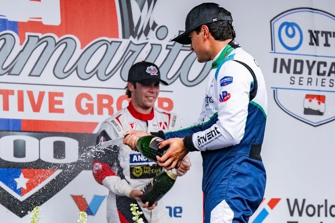Caio Collet comemora pódio na Etapa de St Louis de 2025 na Indy NXT