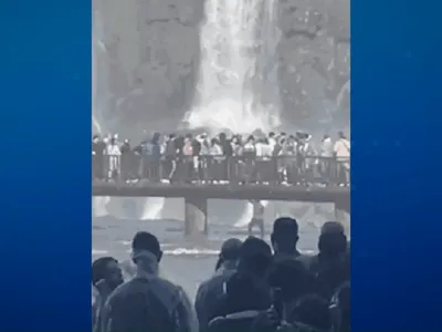 Vídeo: Turista pula grade nas Cataratas do Iguaçu para recuperar celular