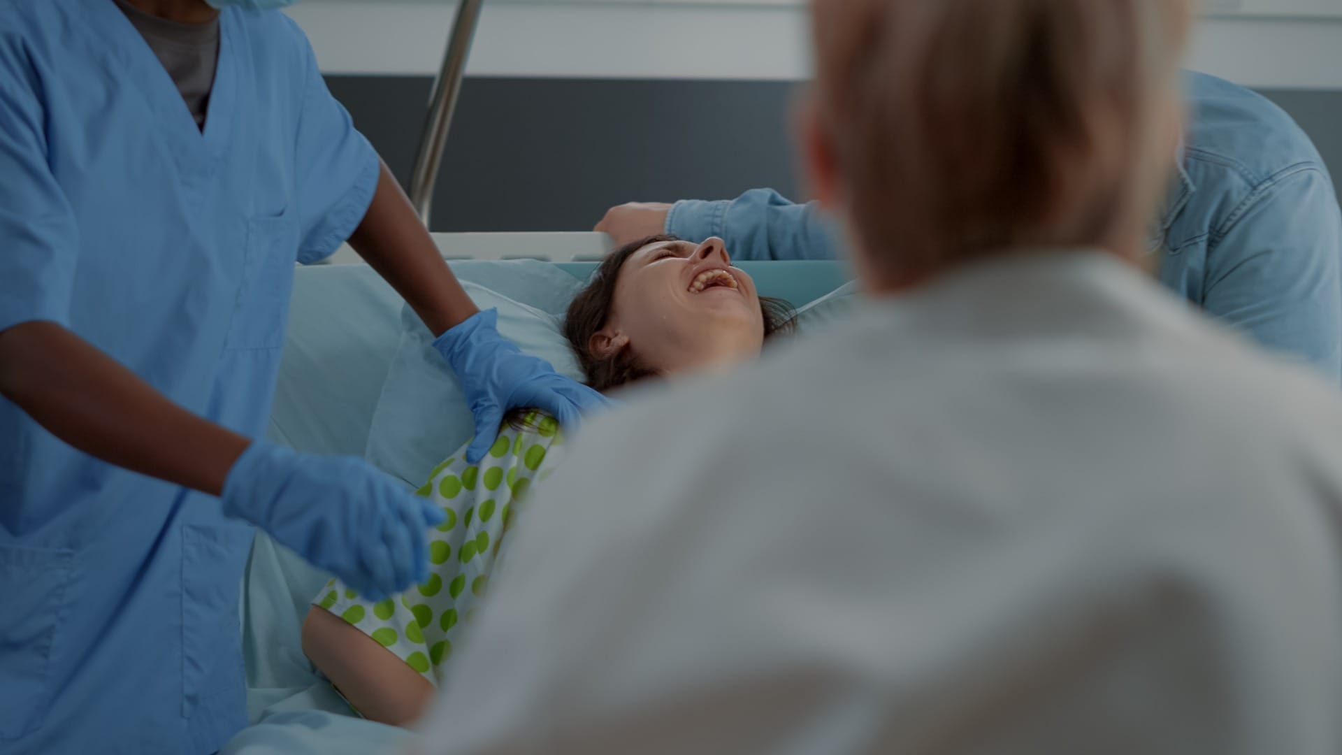 Atores viram pacientes e ajudam a treinar futuros médicos