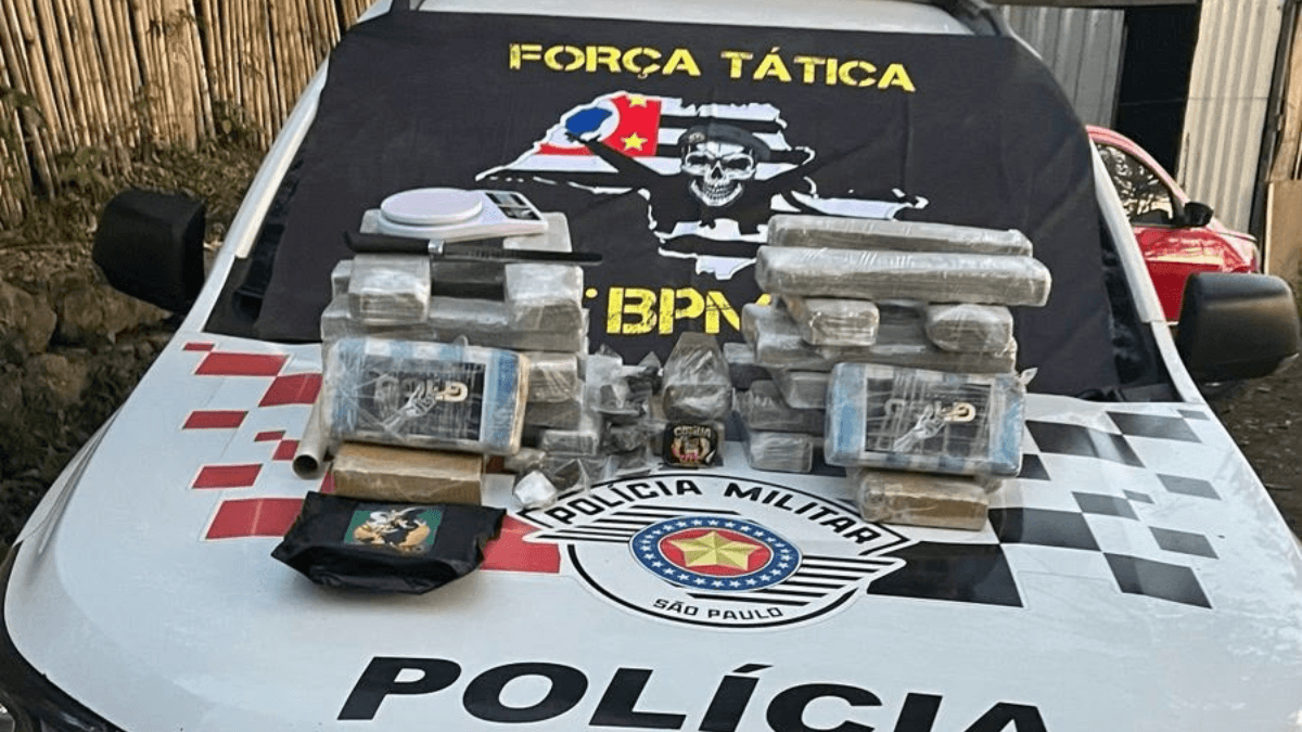 Mais de 23 kg de drogas são apreendidos em garagem abandonada em SJCampos