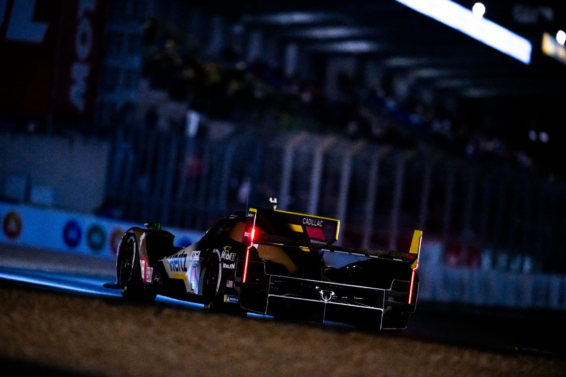 Trio da Jota mostra força e lidera quarto treino das 24 Horas de Le Mans