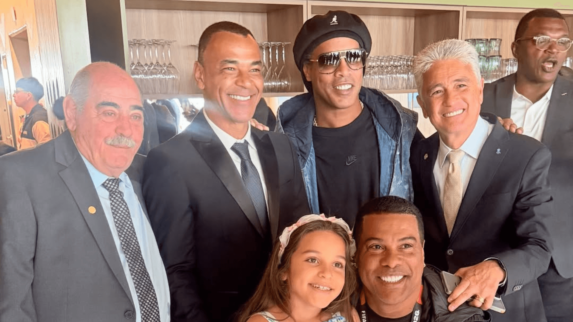 Celebridades marcam presença na abertura da Copa do Mundo; veja fotos