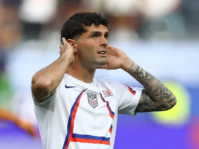 EUA x Paraguai tem craques confirmados entre titulares: veja escalações